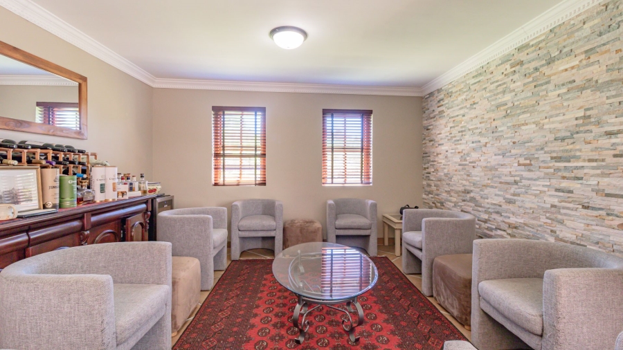 4 Bedroom Property for Sale in High Riding Country Estate Western Cape